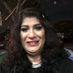 Meet your Posher, Hanan